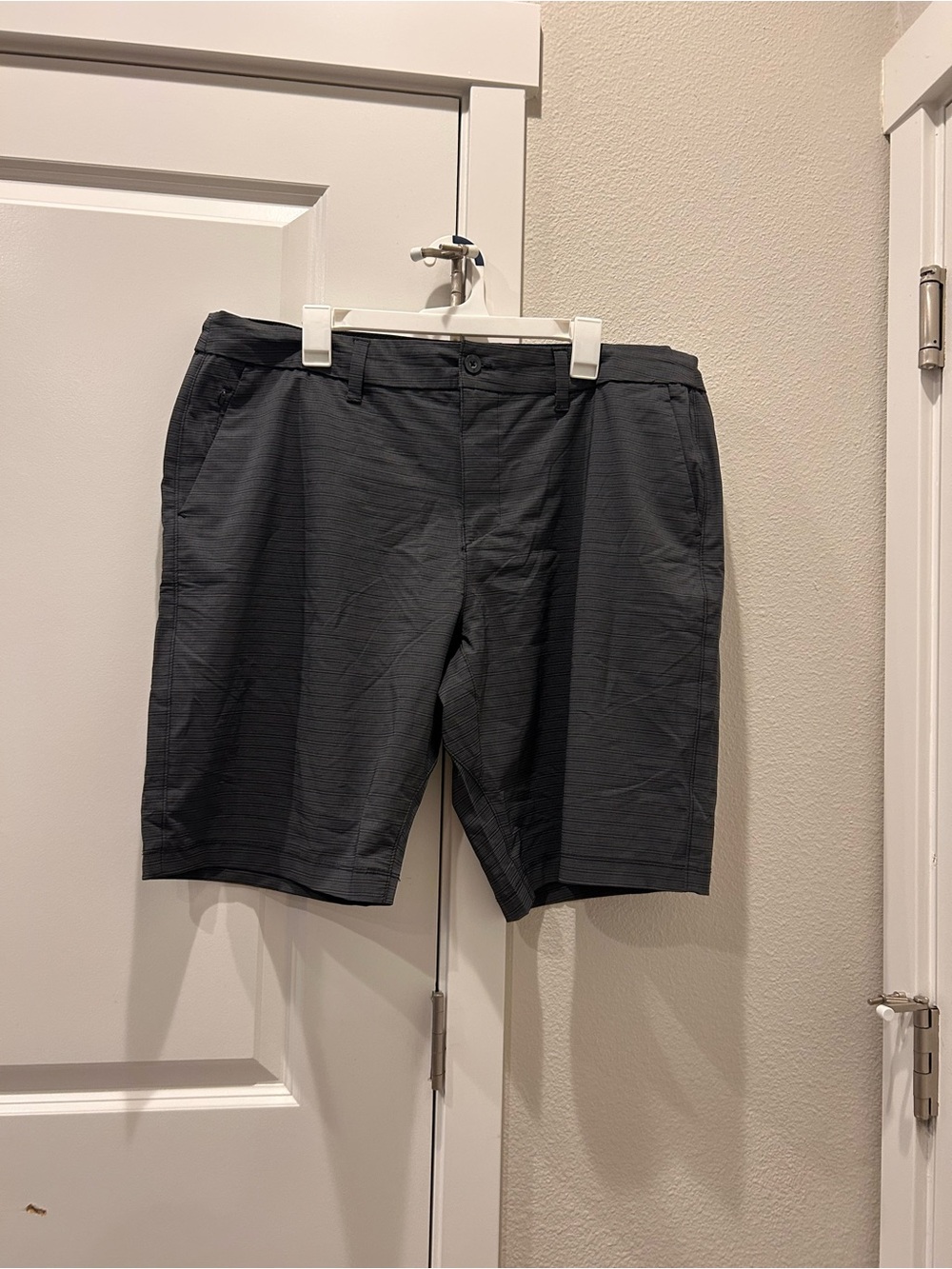 Men's Charcoal Gray Performance Shorts XL